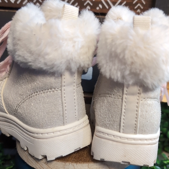 Carter's Kids Sparkle Boots with Pink Laces and Fur - Picture 6 of 13